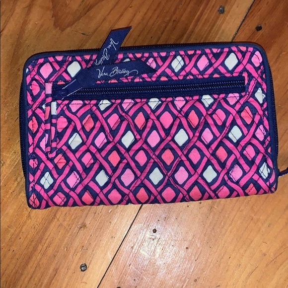 Vera Bradley wallet - Picture 3 of 3